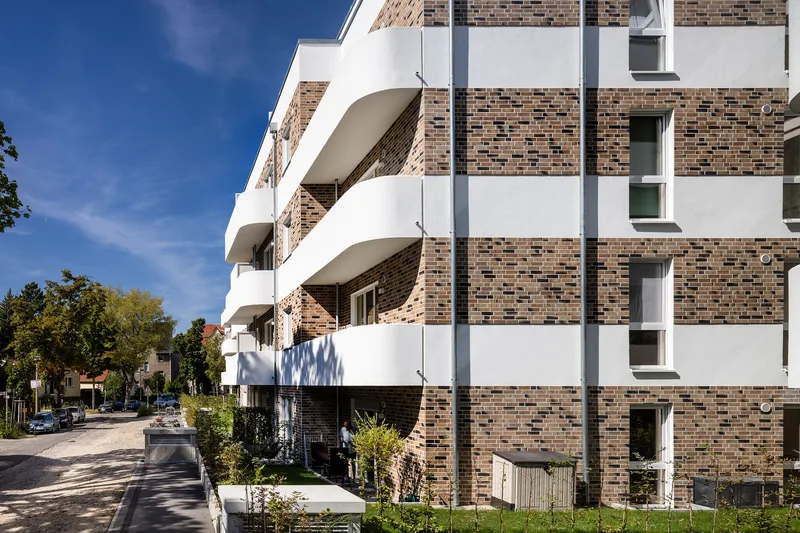 Exklusive, neuwertige 2-Zimmer-Wohnung , 71 qm, Einbauküche und Terrasse in Berlin-Karlshorst — photo 1